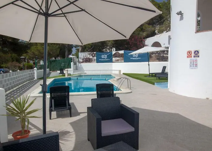 Apartamentos Portinatx Sea View